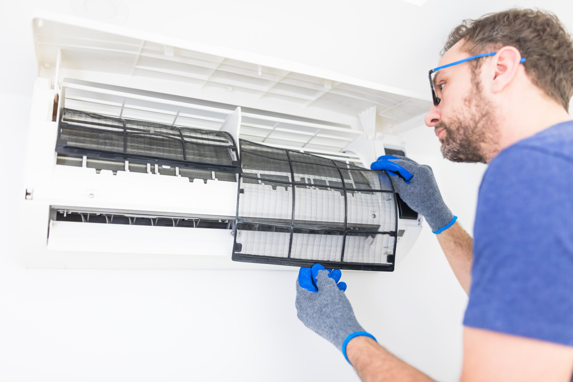 Do you want to know how to clean an ac filter like a pro? Have you ever done it before? Read on to learn how to do it the right way