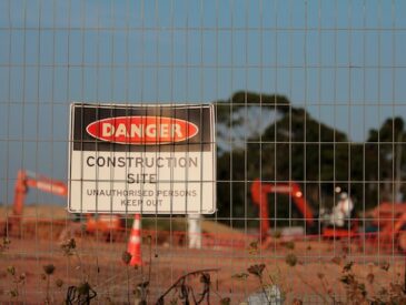 The Importance of Construction Signs - Enhancing Safety on Job Sites